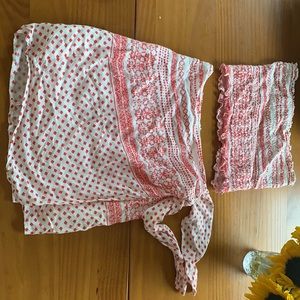 Two piece skirt set.